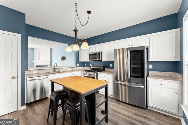 3301 Lathenview Court, Alpharetta, GA 30004