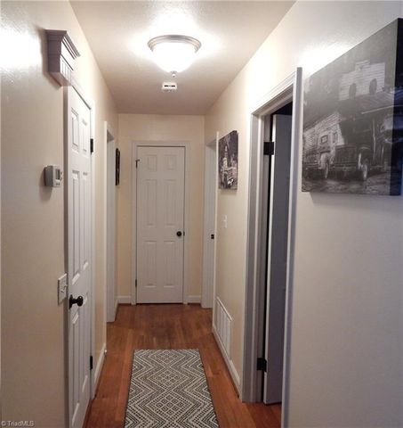 1185 Babe Gray Road, Westfield, NC 27053