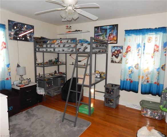 1185 Babe Gray Road, Westfield, NC 27053