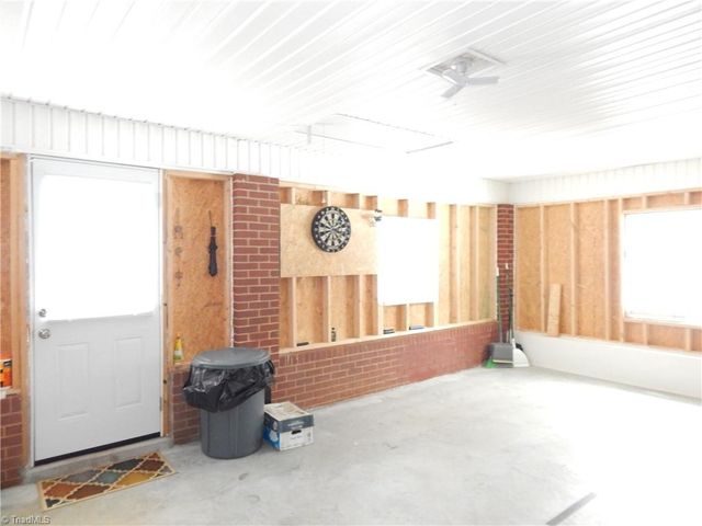 1185 Babe Gray Road, Westfield, NC 27053