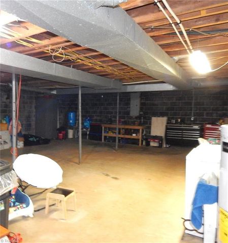 1185 Babe Gray Road, Westfield, NC 27053