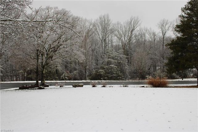 1185 Babe Gray Road, Westfield, NC 27053