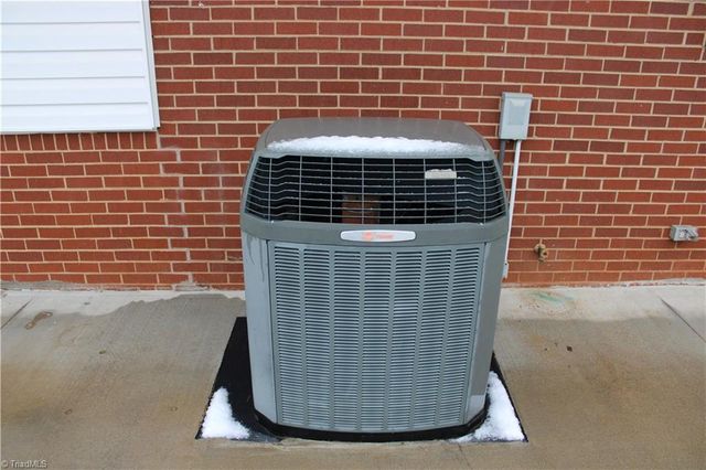 1185 Babe Gray Road, Westfield, NC 27053