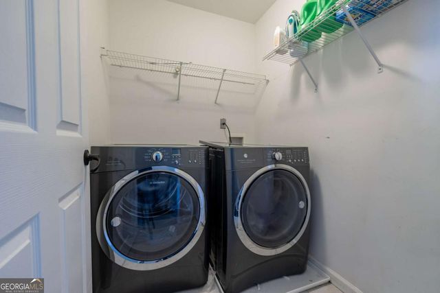 604 Arbor Ridge, Loganville, GA 30052