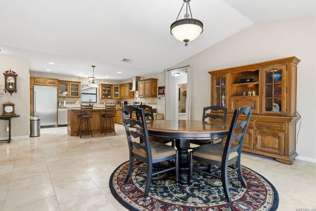 110 Suttles Ave, San Marcos, TX 78666