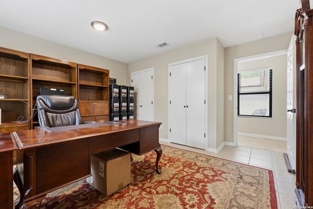 110 Suttles Ave, San Marcos, TX 78666