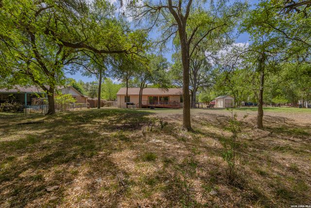 110 Suttles Ave, San Marcos, TX 78666