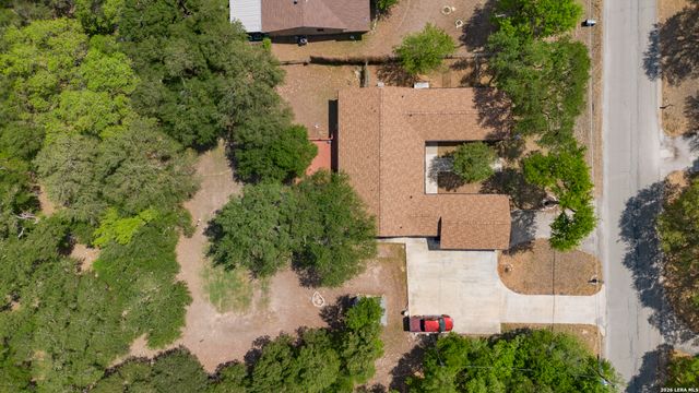 110 Suttles Ave, San Marcos, TX 78666