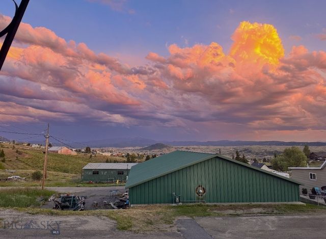 1501 4th, Butte, MT 59701
