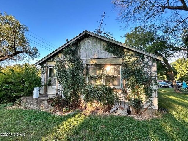 5981 Pearl Street, Joplin, MO 64801