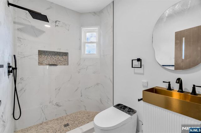 27 Valley Way, West Orange, NJ 07052