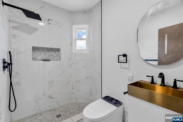 27 Valley Way, West Orange, NJ 07052