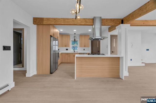 27 Valley Way, West Orange, NJ 07052