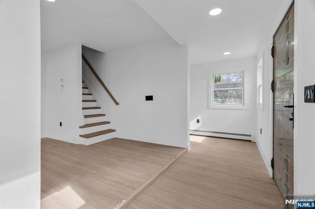 27 Valley Way, West Orange, NJ 07052