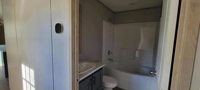 15 First Street, Morristown, VT 05661