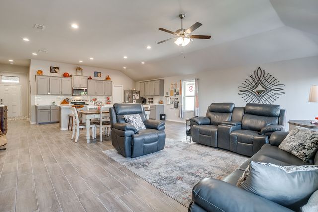 6316 Utopia Drive, Fort Worth, TX 76179