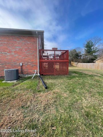 2618 Windsor Forest Dr, Louisville, KY 40272