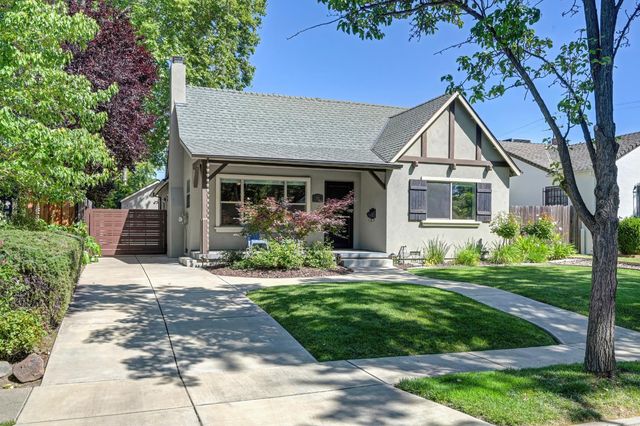 1865 44th St, Sacramento, CA 95819