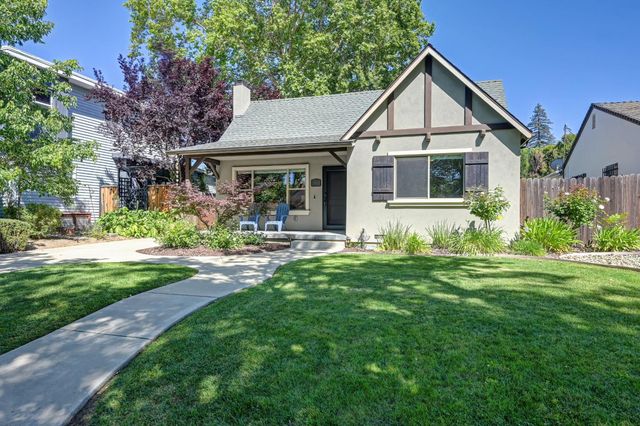 1865 44th St, Sacramento, CA 95819