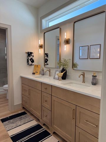 4065 N HEGNER FARM COURT, Grand Chute, WI 54913