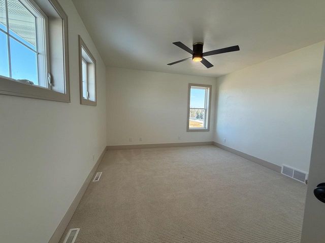 4065 N HEGNER FARM COURT, Grand Chute, WI 54913