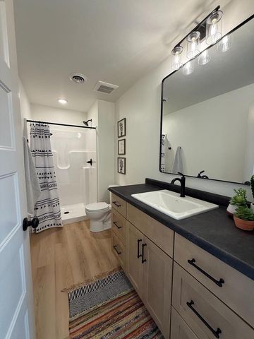 4065 N HEGNER FARM COURT, Grand Chute, WI 54913