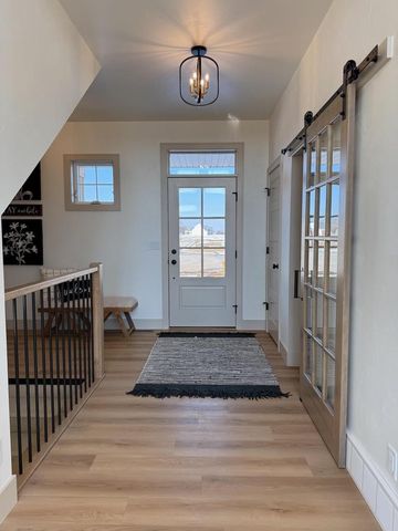 4065 N HEGNER FARM COURT, Grand Chute, WI 54913