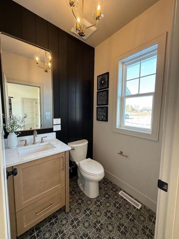 4065 N HEGNER FARM COURT, Grand Chute, WI 54913