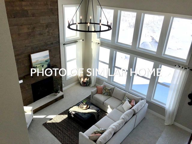 4065 N HEGNER FARM COURT, Grand Chute, WI 54913