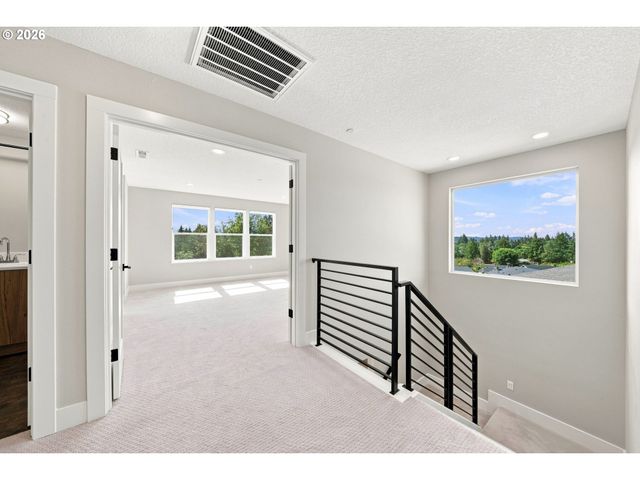 2400 N S St, Washougal, WA 98671