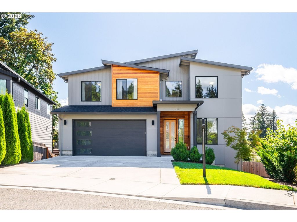 2400 N S St, Washougal, WA 98671