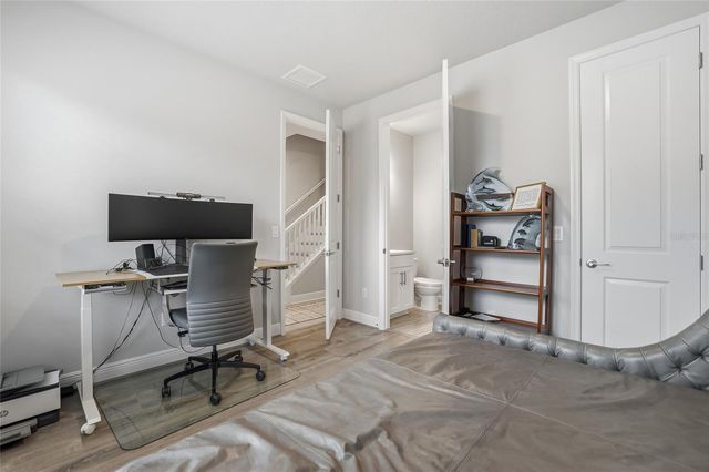 2510 W CLEVELAND STREET 2, Tampa, FL 33609