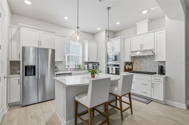 2510 W CLEVELAND STREET 2, Tampa, FL 33609