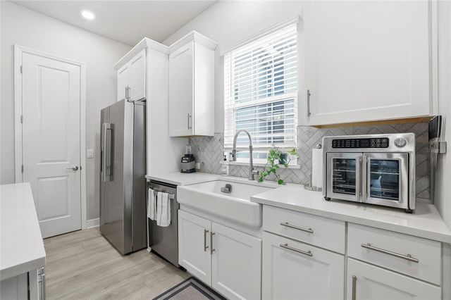 2510 W CLEVELAND STREET 2, Tampa, FL 33609