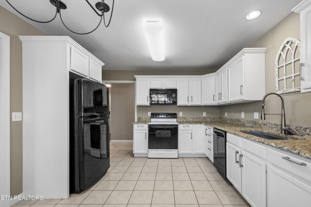 921 Mercer Drive, Maryville, TN 37801