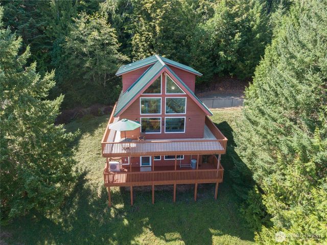 304698 Highway 101, Brinnon, WA 98320