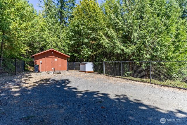 304698 Highway 101, Brinnon, WA 98320