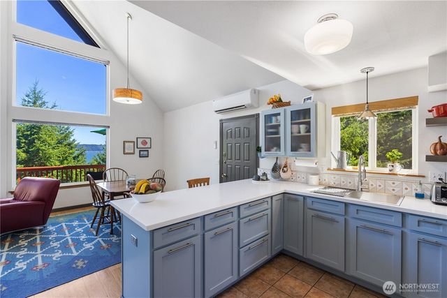 304698 Highway 101, Brinnon, WA 98320