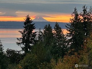 304698 Highway 101, Brinnon, WA 98320