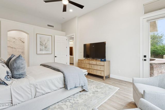 9270 E THOMPSON PEAK Parkway 364, Scottsdale, AZ 85255