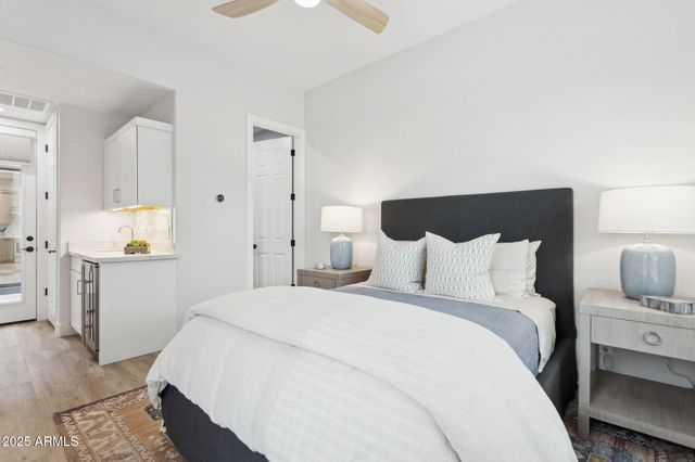 9270 E THOMPSON PEAK Parkway 364, Scottsdale, AZ 85255