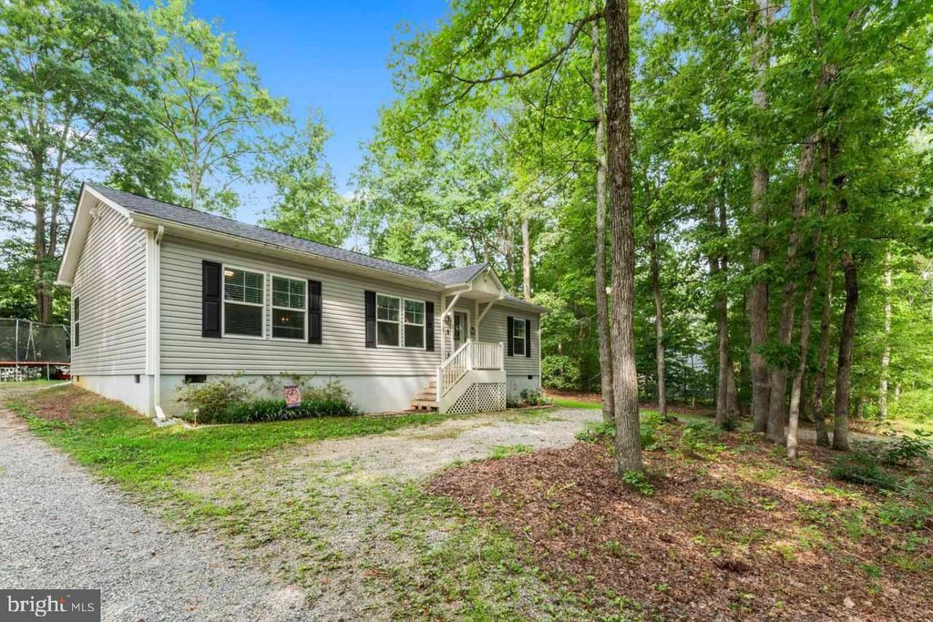 127 BUNKER HILL DR, Ruther Glen, VA 22546