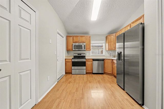 1077 SUGARBERRY TRAIL, Oviedo, FL 32765