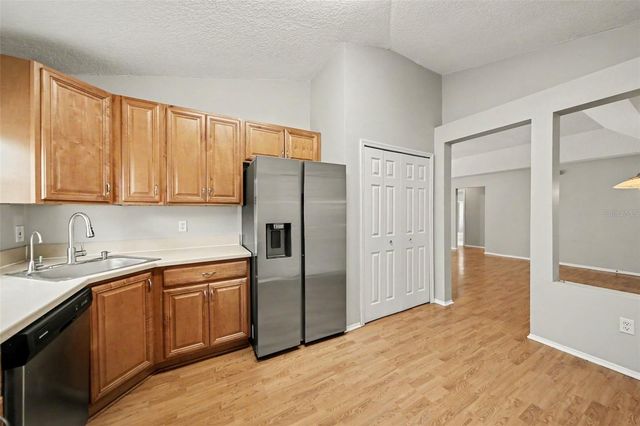 1077 SUGARBERRY TRAIL, Oviedo, FL 32765