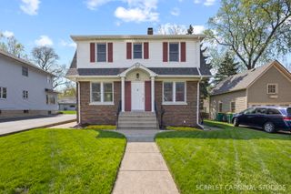 212 S Brewster Avenue, Lombard, IL 60148