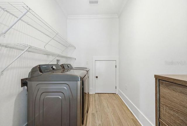 7112 N 9TH STREET, Tampa, FL 33604