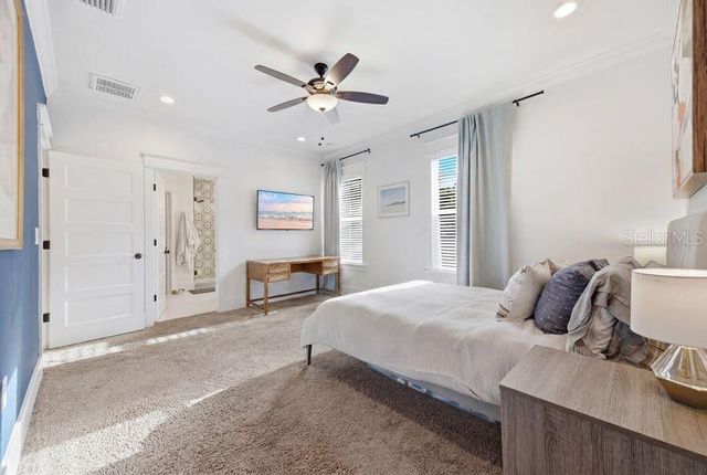 7112 N 9TH STREET, Tampa, FL 33604