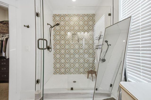 7112 N 9TH STREET, Tampa, FL 33604