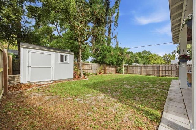 7112 N 9TH STREET, Tampa, FL 33604