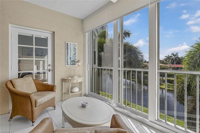 6537 Marissa LOOP # 4, Naples, FL 34108